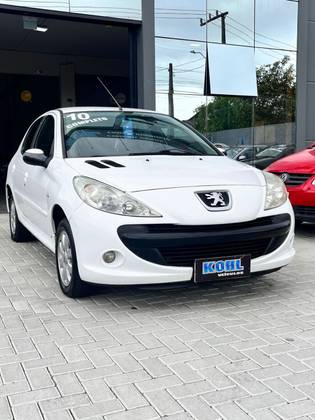 PEUGEOT 207 1.4 XR SPORT 8V FLEX 4P MANUAL PEUGEOT 207 1.4 XR SPORT 8V FLEX 4P MANUAL